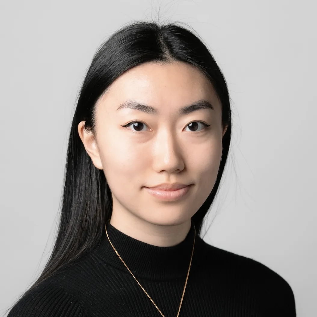 Tangia Zhou Headshot.JPEG