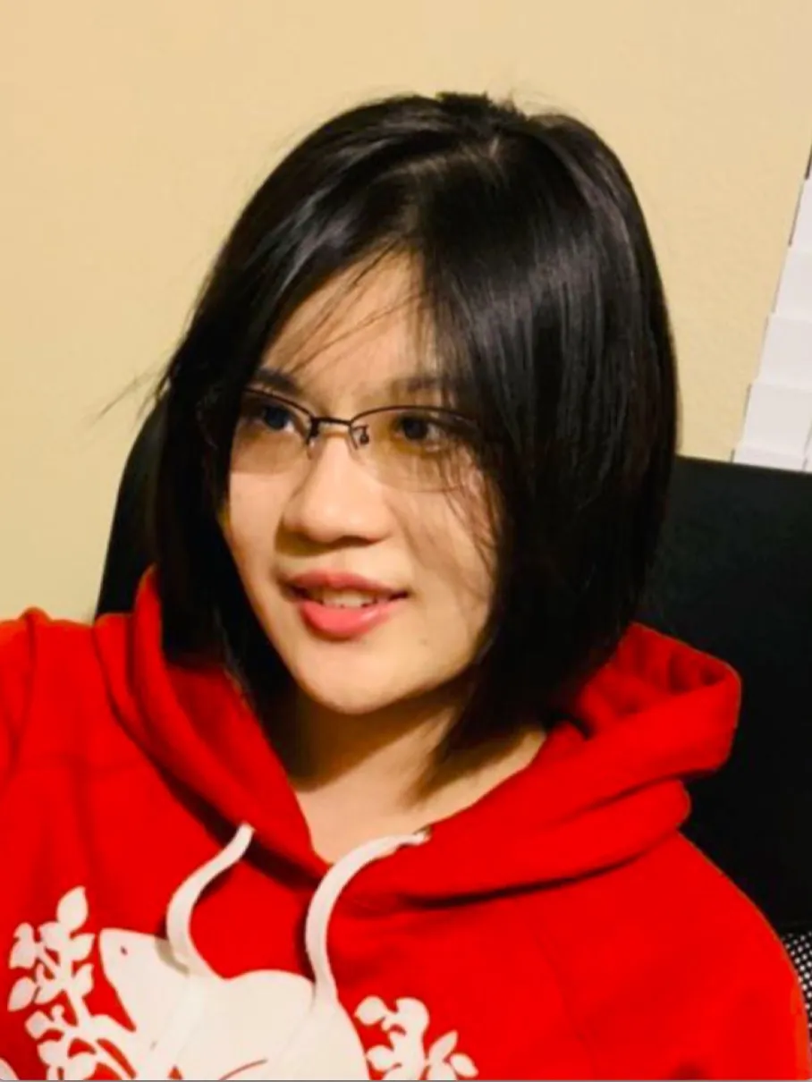 Ziyi Huang.jpeg